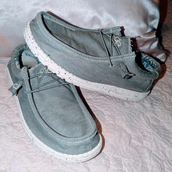 Hey Dudes - Picture 2 of 2